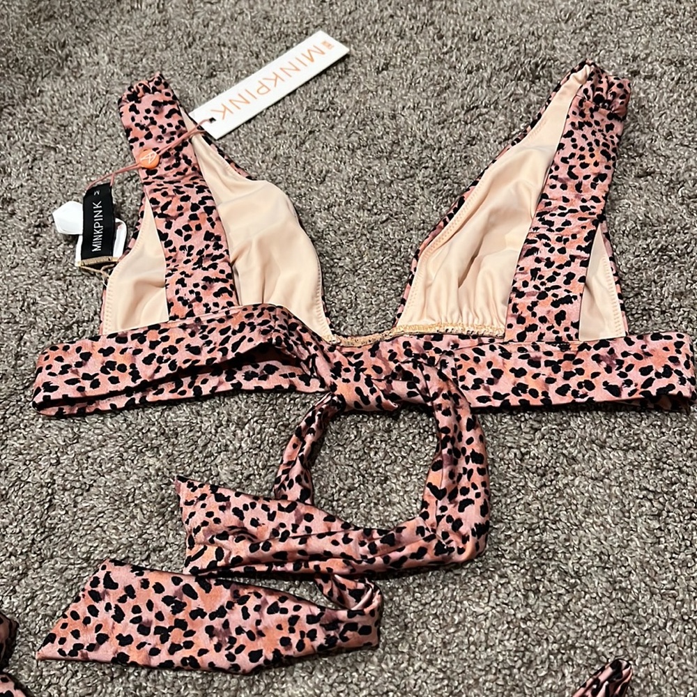 Leopard bikini - Picture 3 of 5